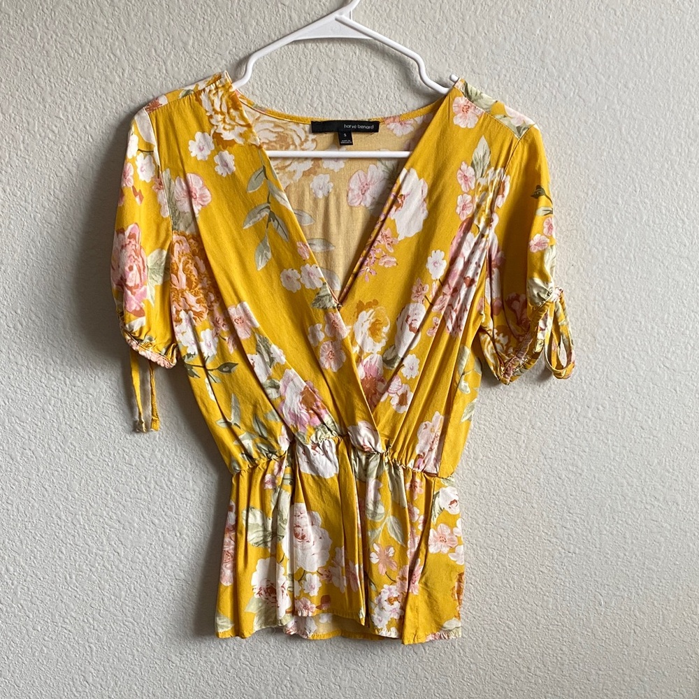 Harve Benard Yellow Floral Blouse